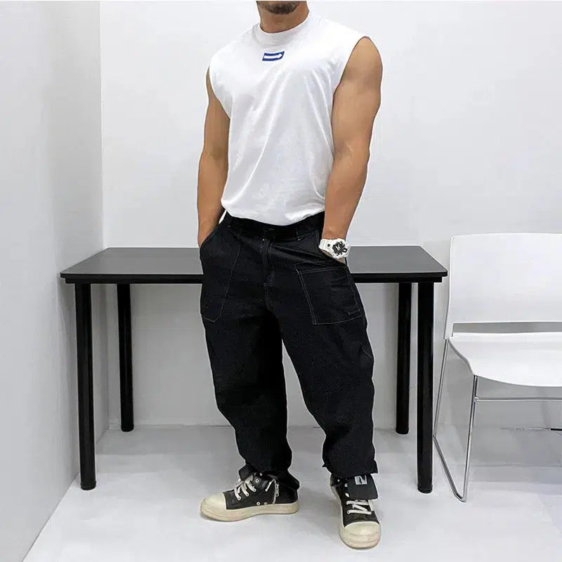 Arrow Printed Sleeveless Vest