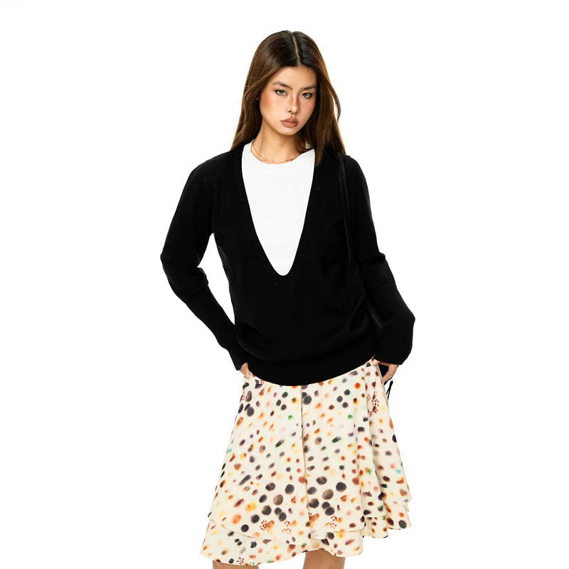 6024013420143,6024013420144,6024013420145, Deep V-Neck Two-Piece Knit Sweater