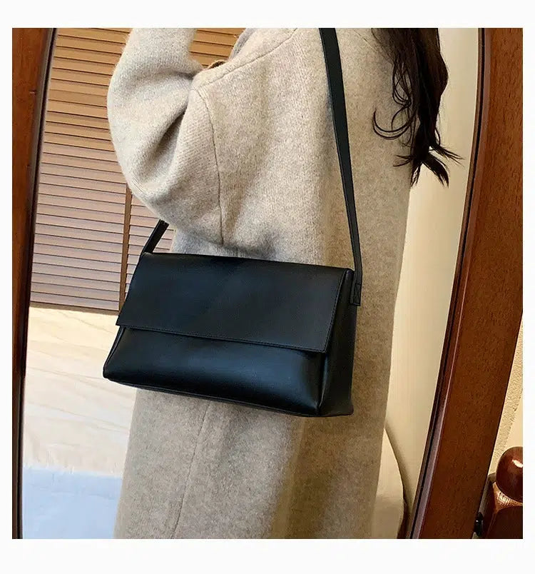 Black Leather Shoulder Bag