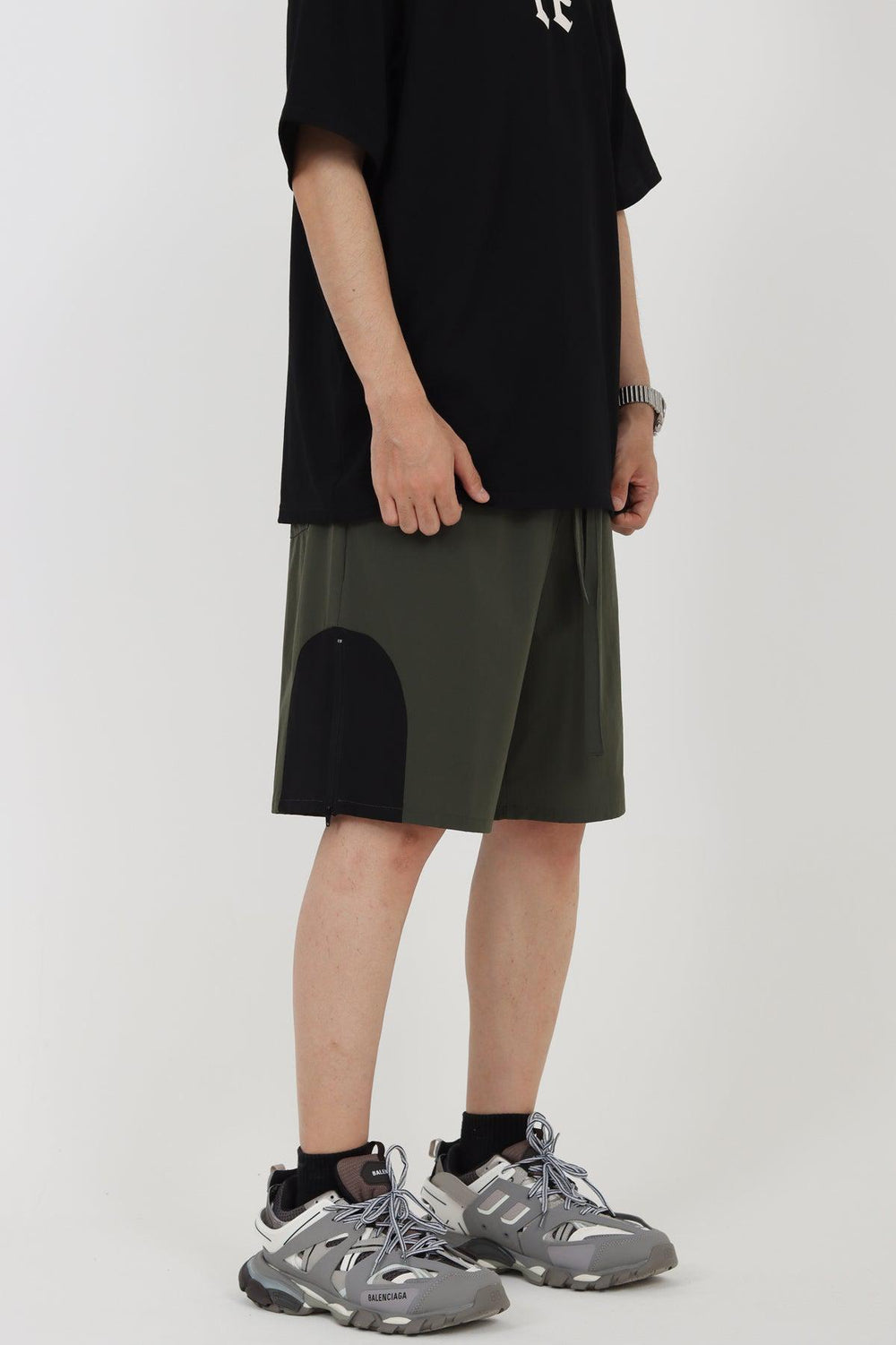 Black and Green Stitching Zipper Shorts