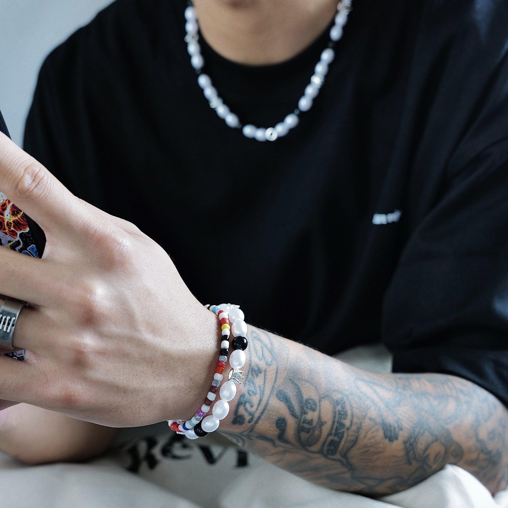 Black and White Pearl Crown Bracelet