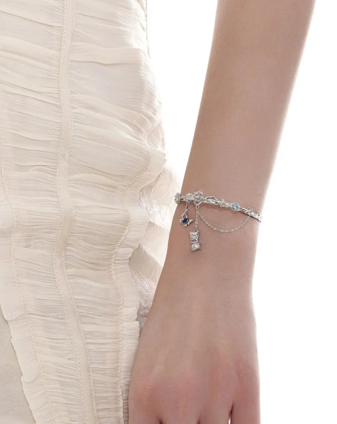 Bow Pendant Bracelet