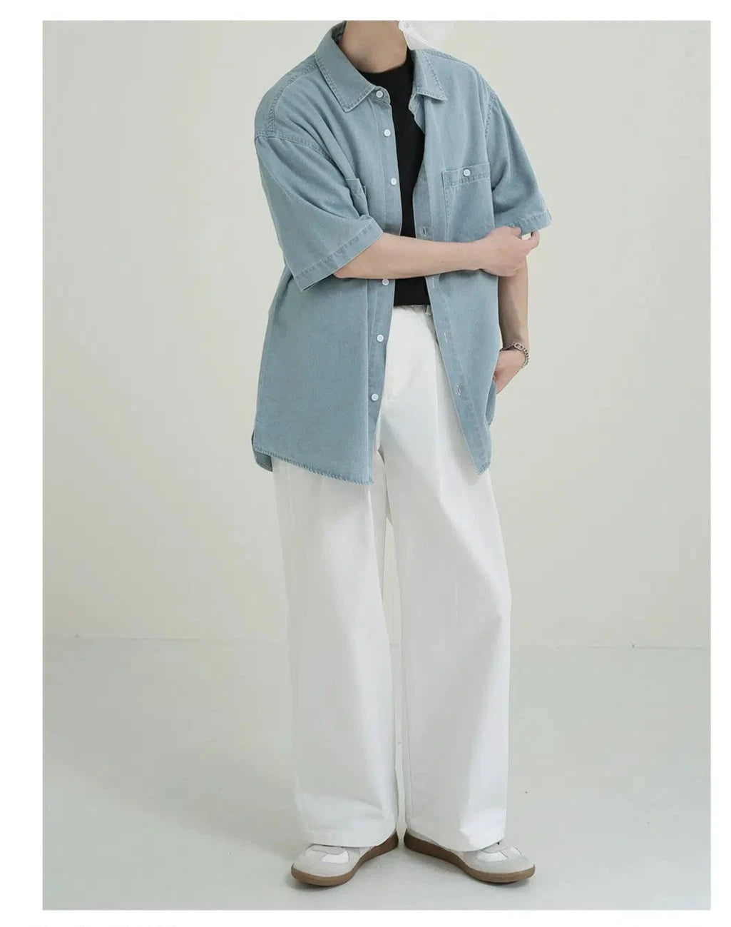 Casual Denim Button-down Shirt with Pockets