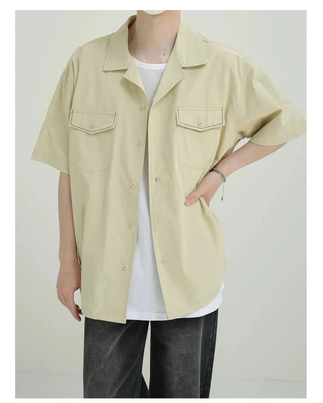 Casual Short-Sleeve Shirt with Front Pockets