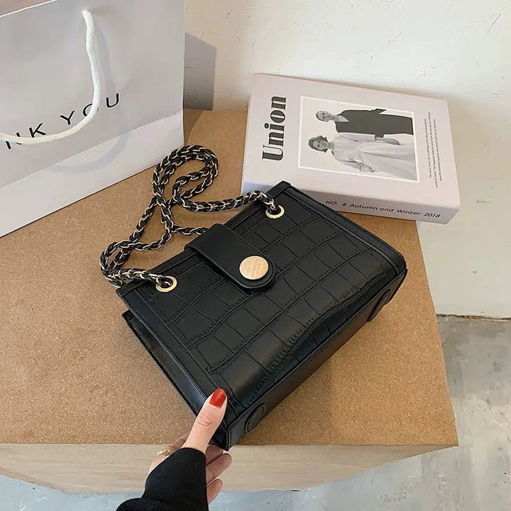 Chain Strap Crocodile Pattern Shoulder Bag
