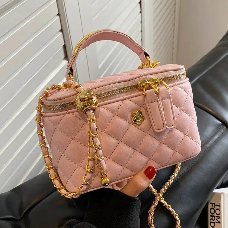 Chain Strap Quilted Handbag