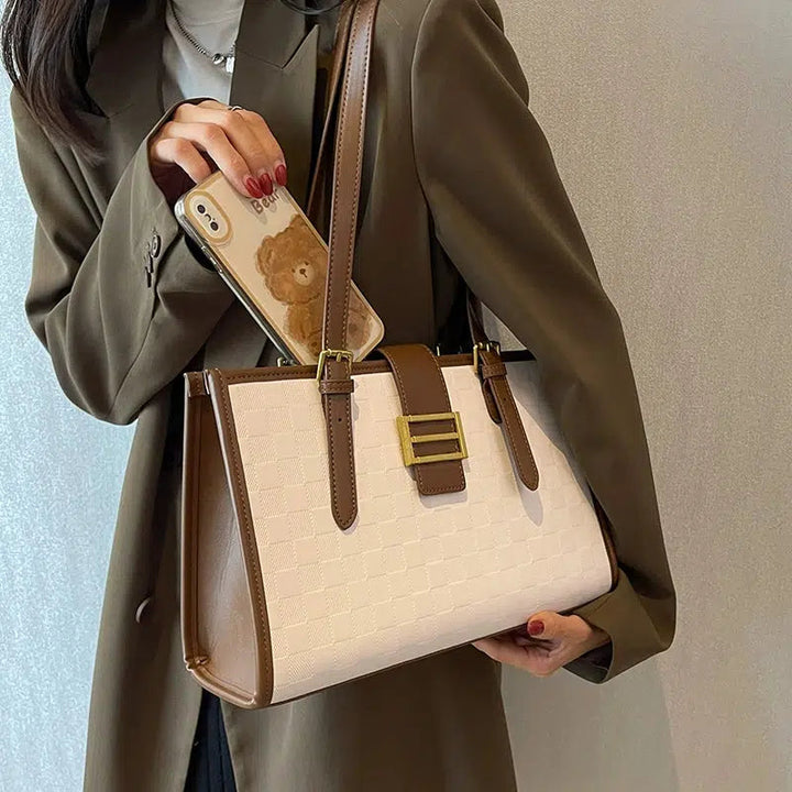 Checkered Pattern Bucket Bag