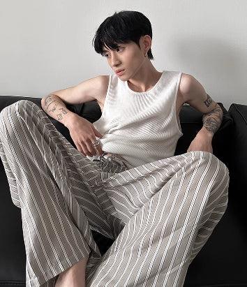 Classic Loose Knit Vest