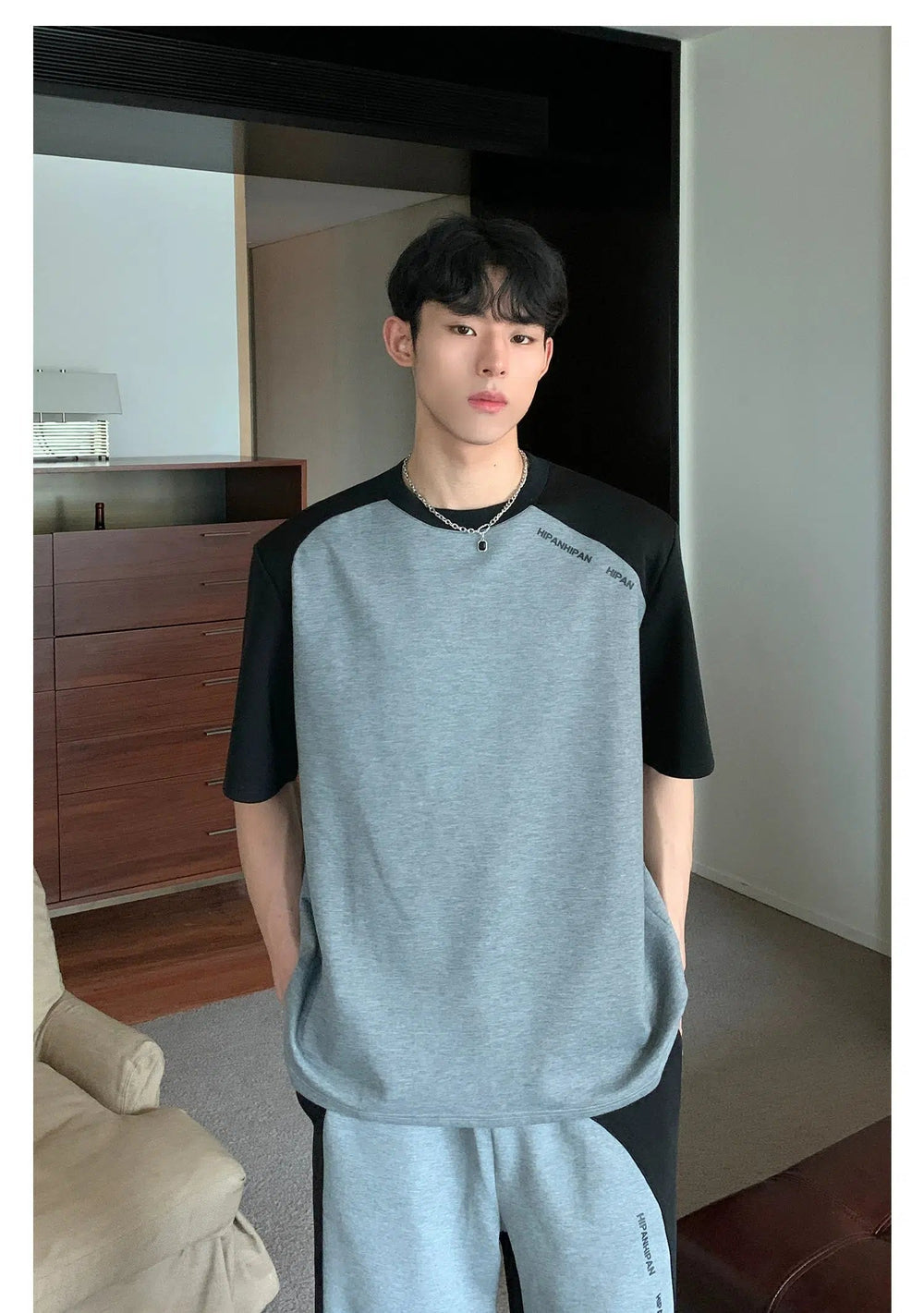 Color Block Crew Neck T-shirt