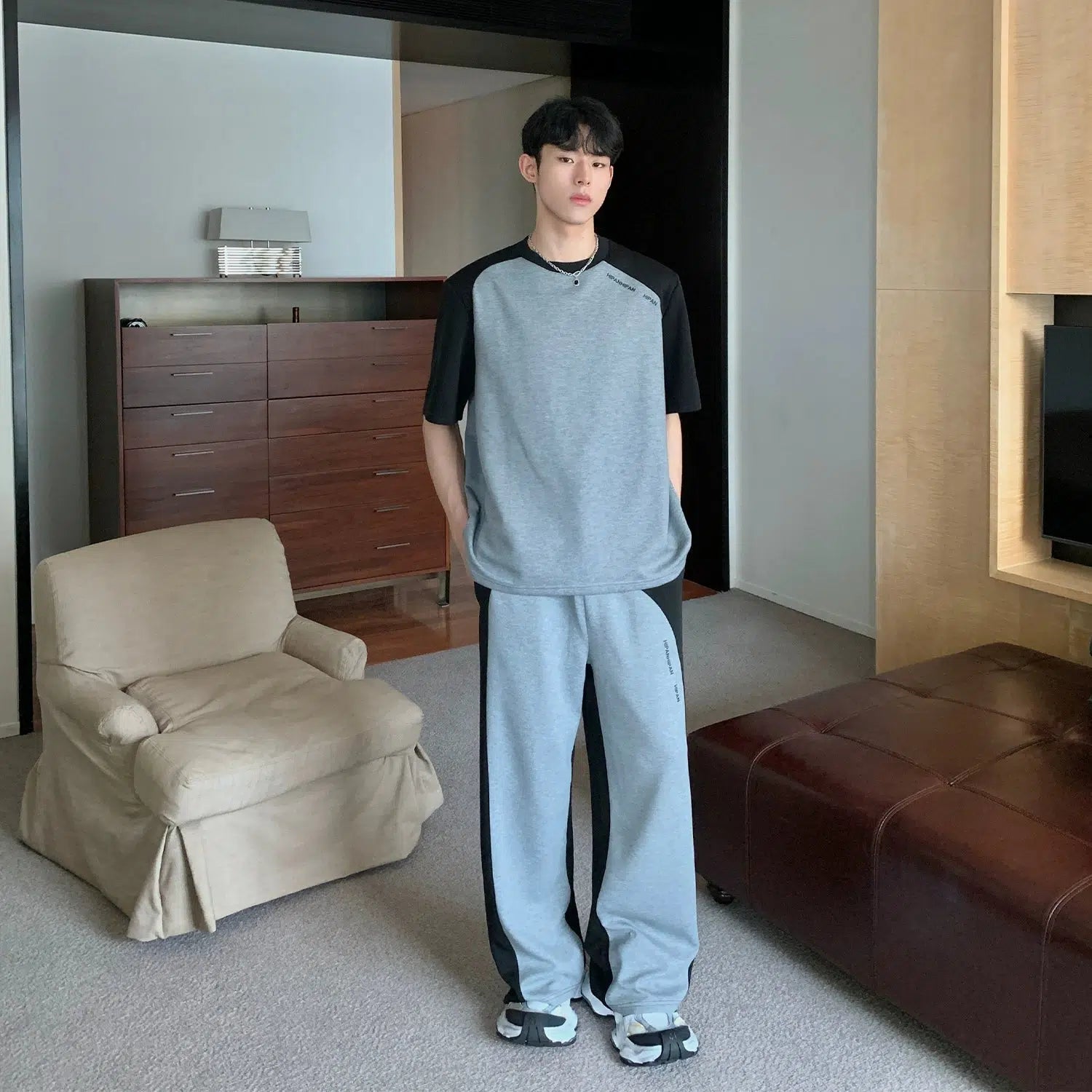 Color Block Crew Neck T-shirt