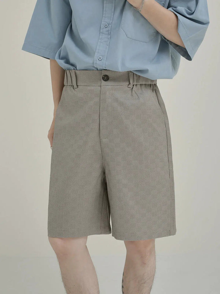 Comfort Fit Knee-Length Casual Shorts