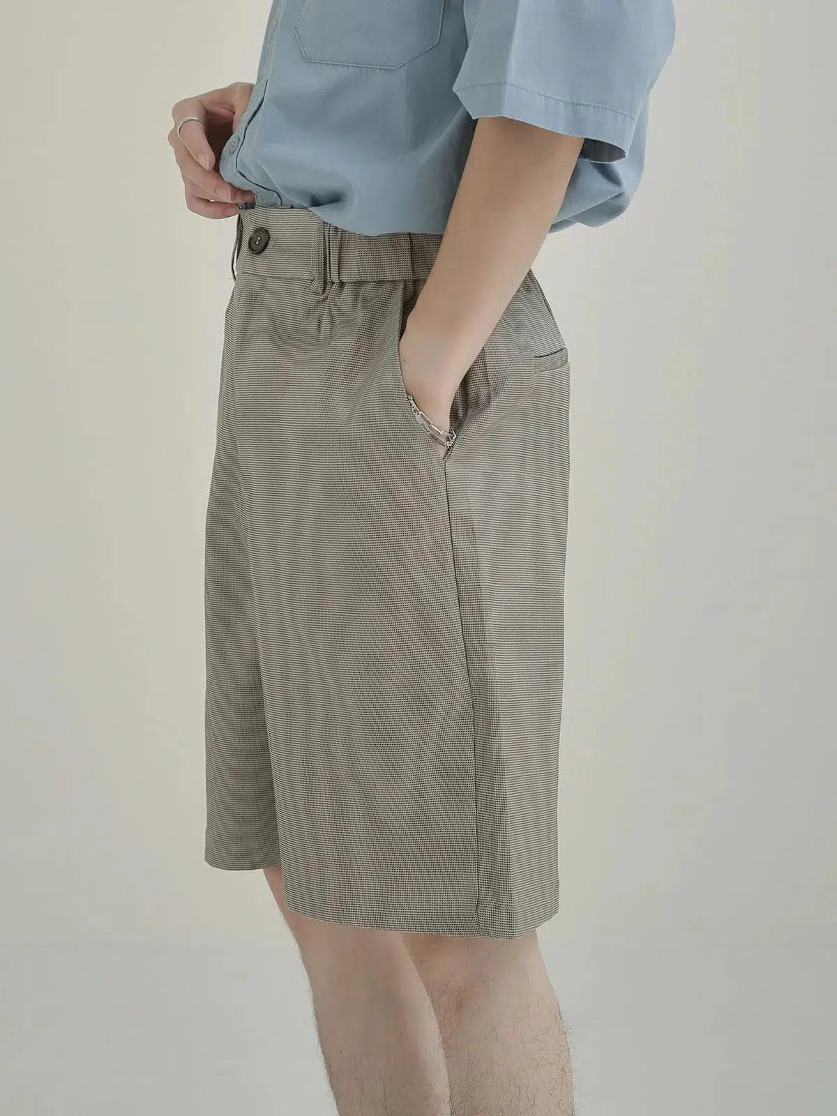 Comfort Fit Knee-Length Casual Shorts