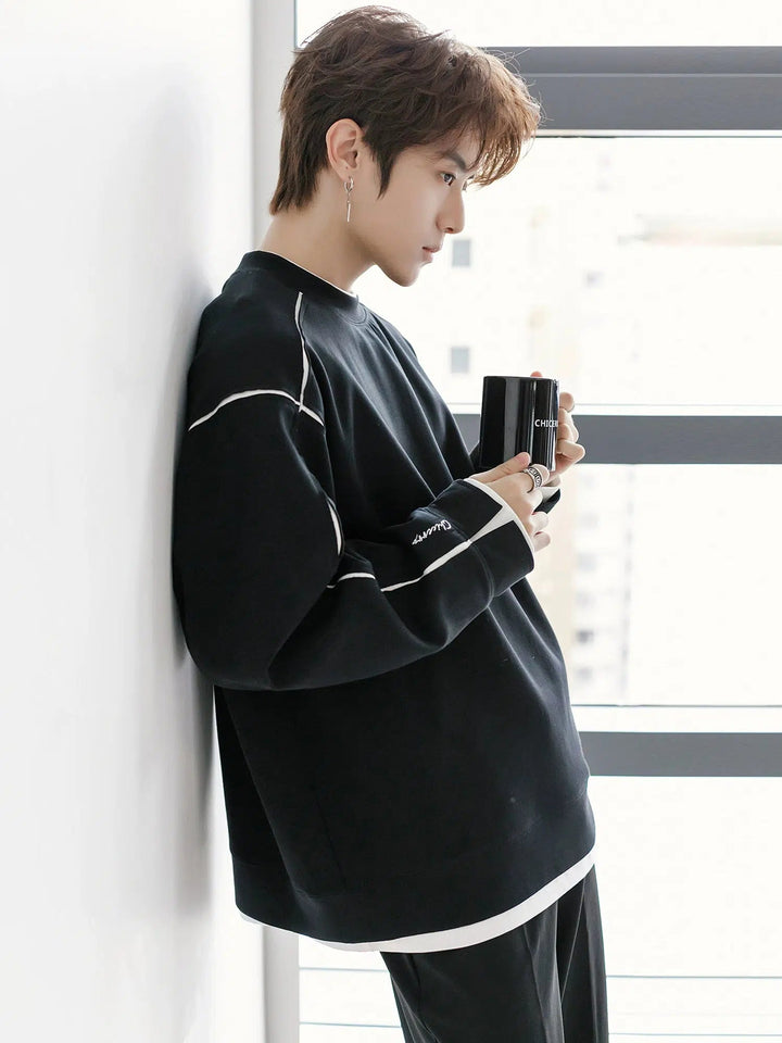 Contrast Color Line Sweatshirt