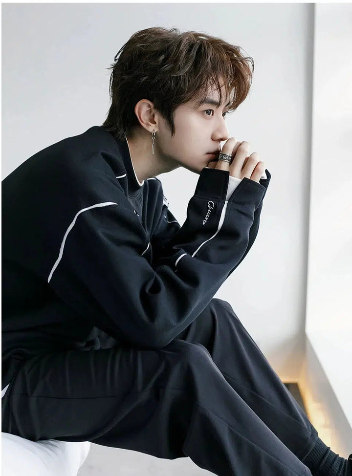 Contrast Color Line Sweatshirt
