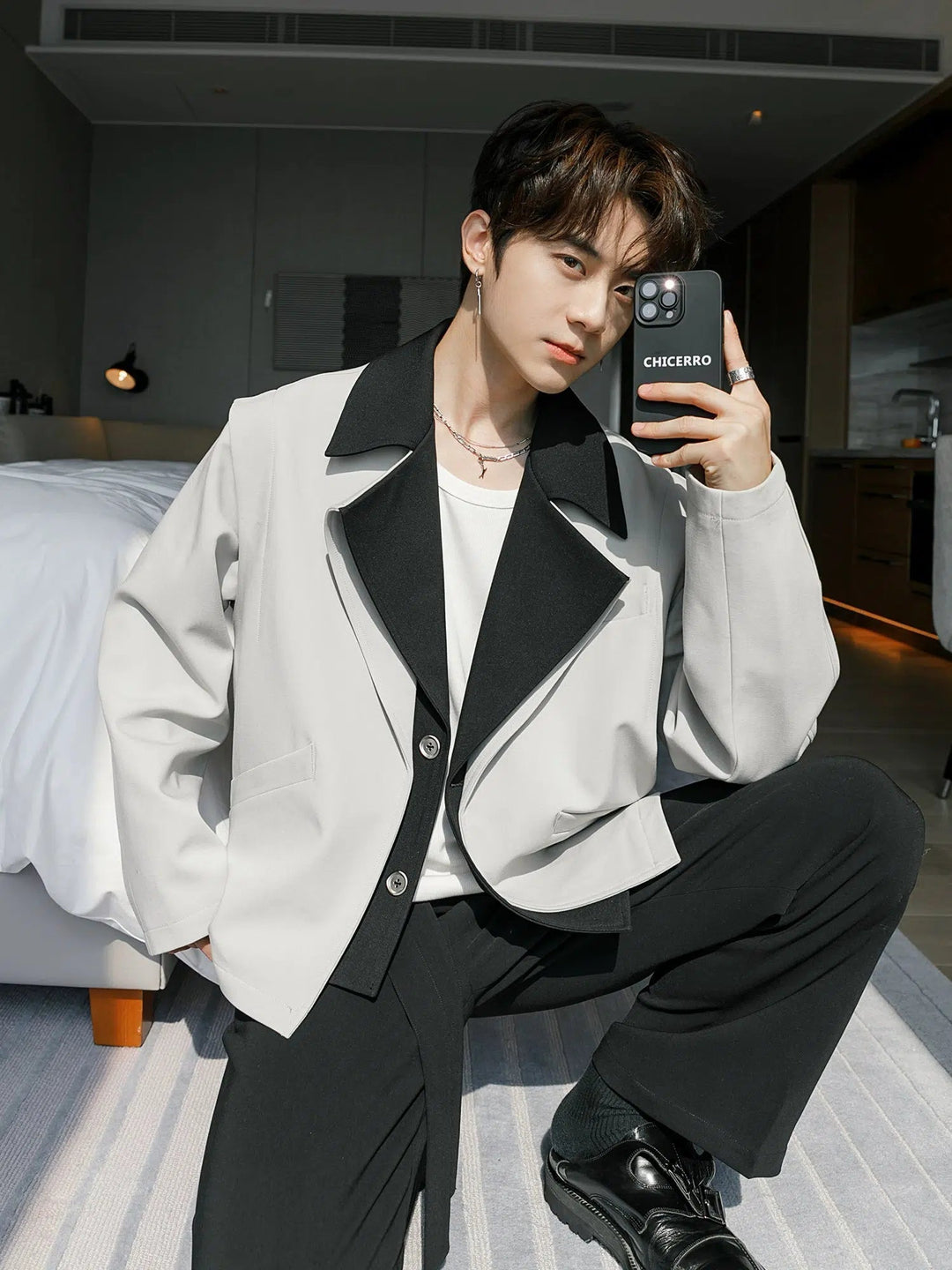 Contrasting Lapel Tailored Blazer