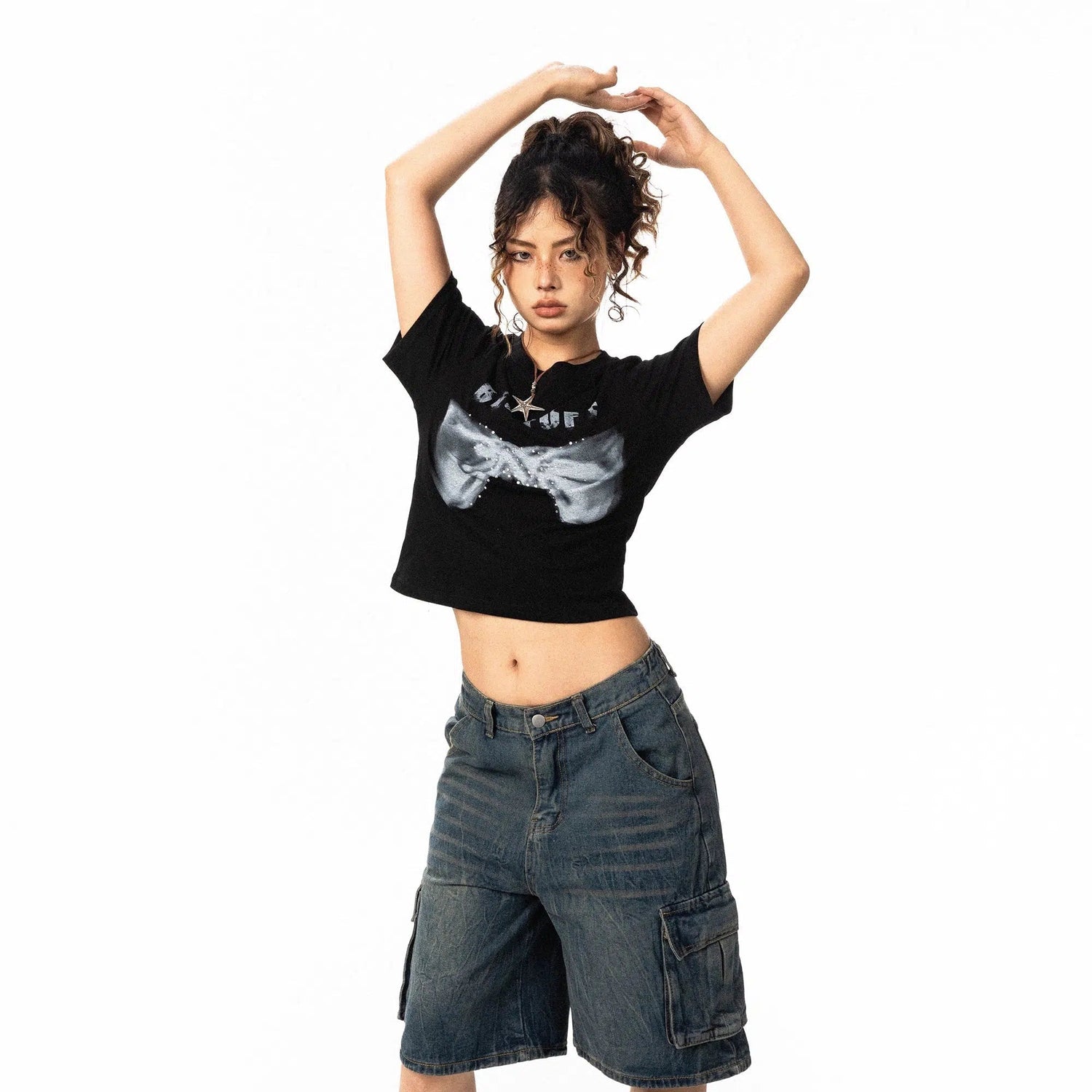 Cropped Bow Graphic T-Shirt