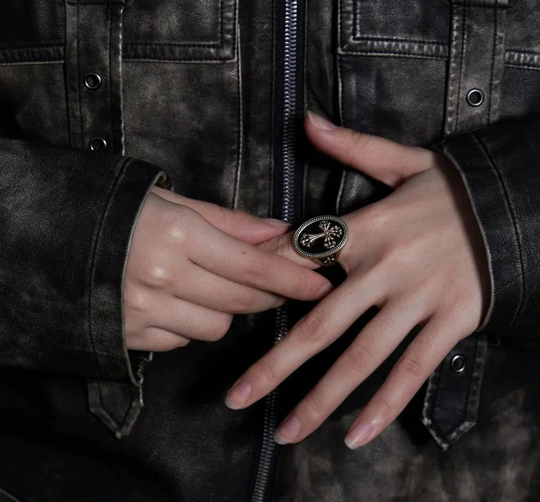 Cross Disc Ring
