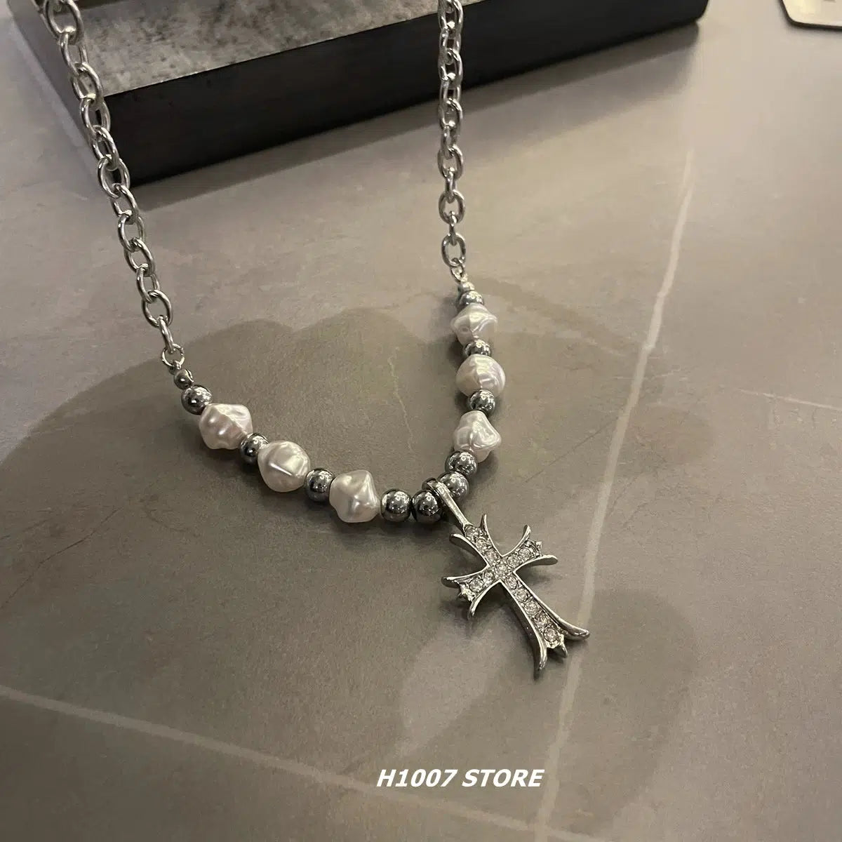 Cross Pearl Splicing Necklace