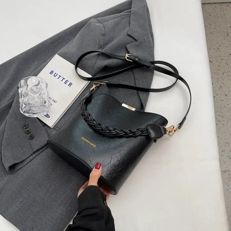 Detachable Strap Bucket Shaped Bag