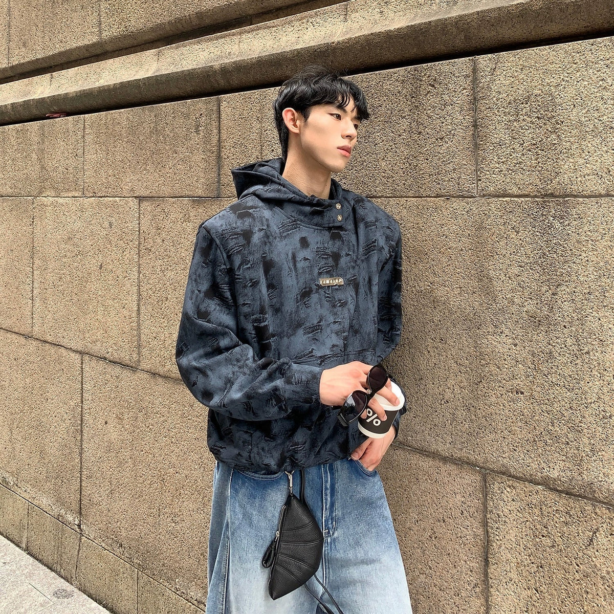 Distressed printing Hoodies with Front Pocket