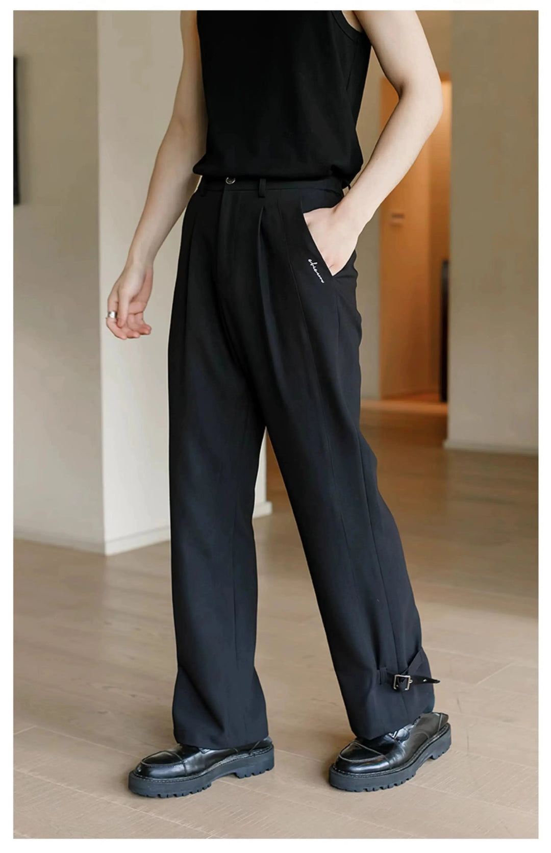 Drape Straight-leg Pleated Pants