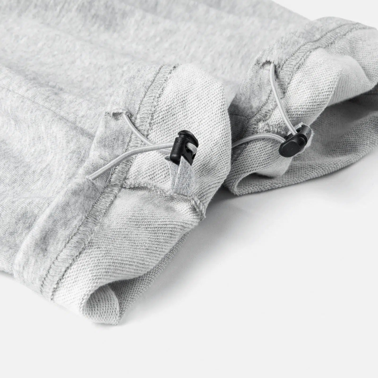 Elastic-Waist Multi-pocket Cargo Pants