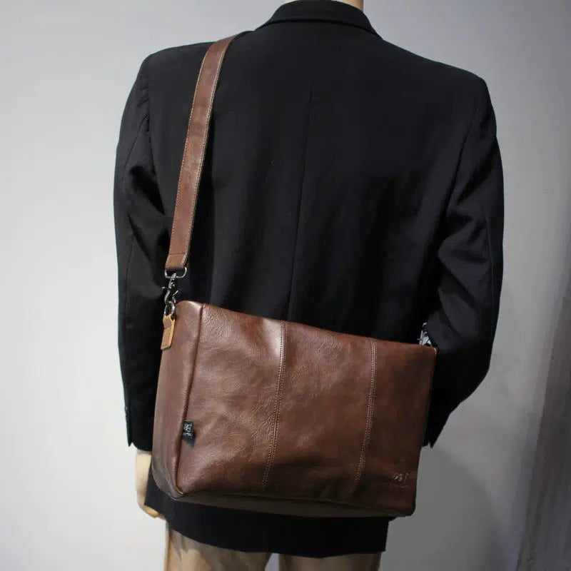 Elegant Leather Shoulder Bag