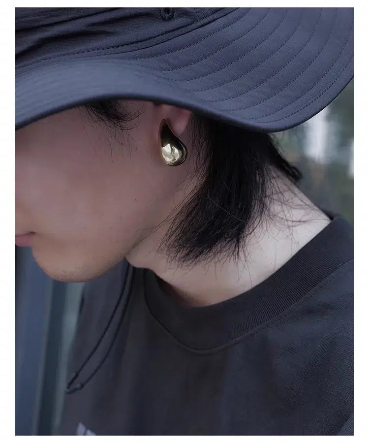 Elegant Teardrop Stud Earrings