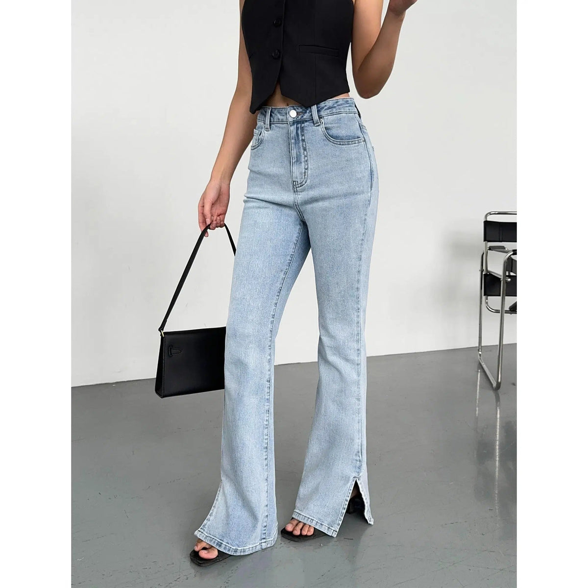 Flared High-Waisted Jeans