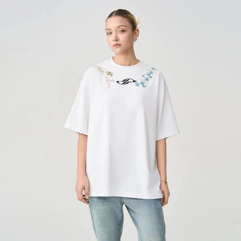Floral Embroidered Crewneck T-shirt