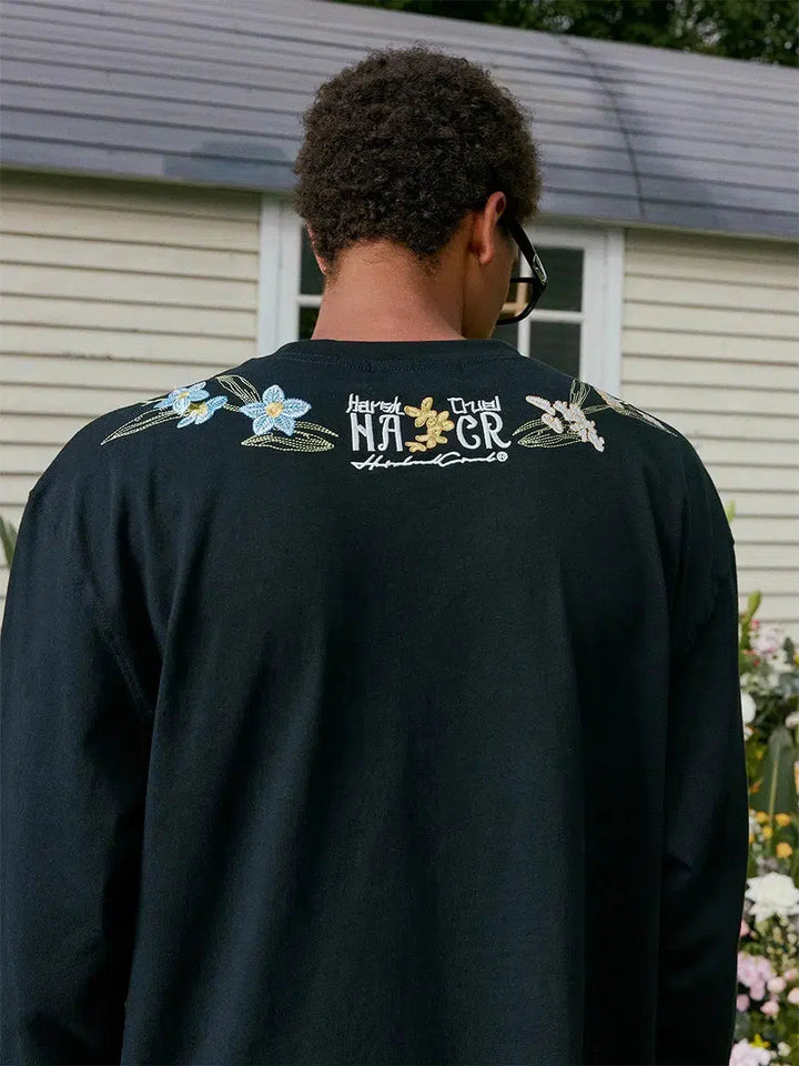 Floral Embroidered Long-Sleeved Pullover