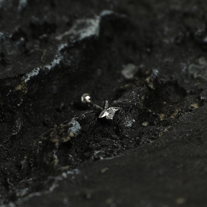Four-pointed Star Diamond Earrings