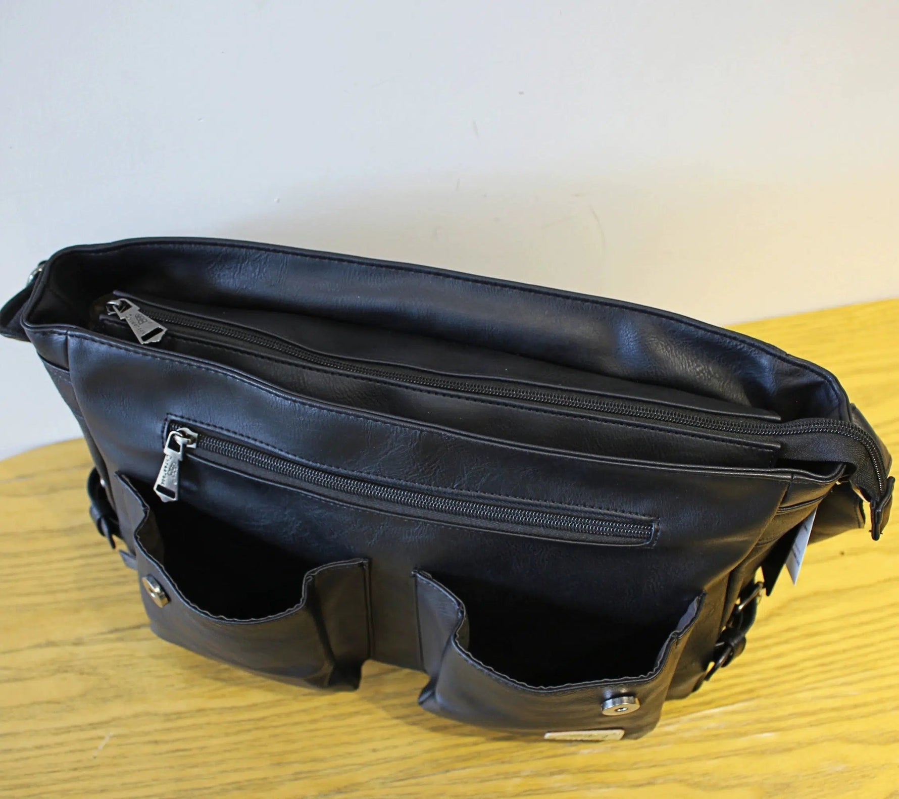 Front Pockets Messenger Shoulder Bag