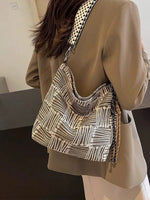 Geometric Pattern Shoulder Bag