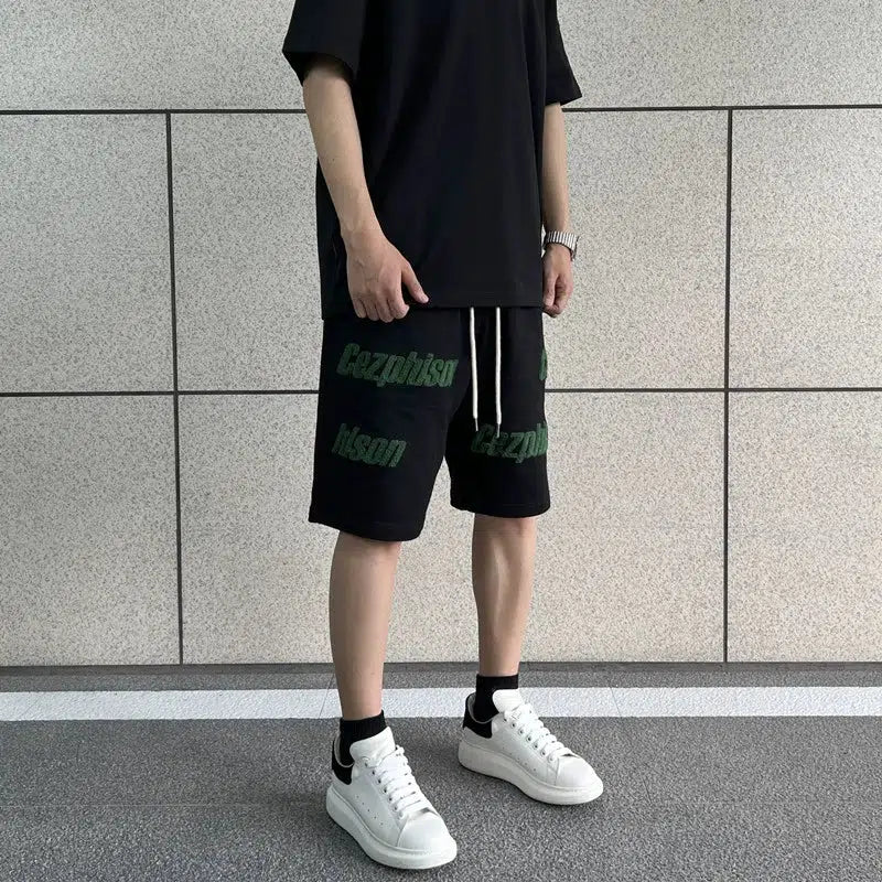 Graphic Print Casual Shorts