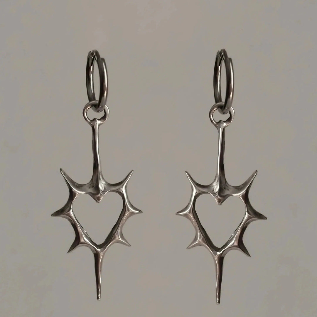 Heart Thorn Hollow Stud Earrings