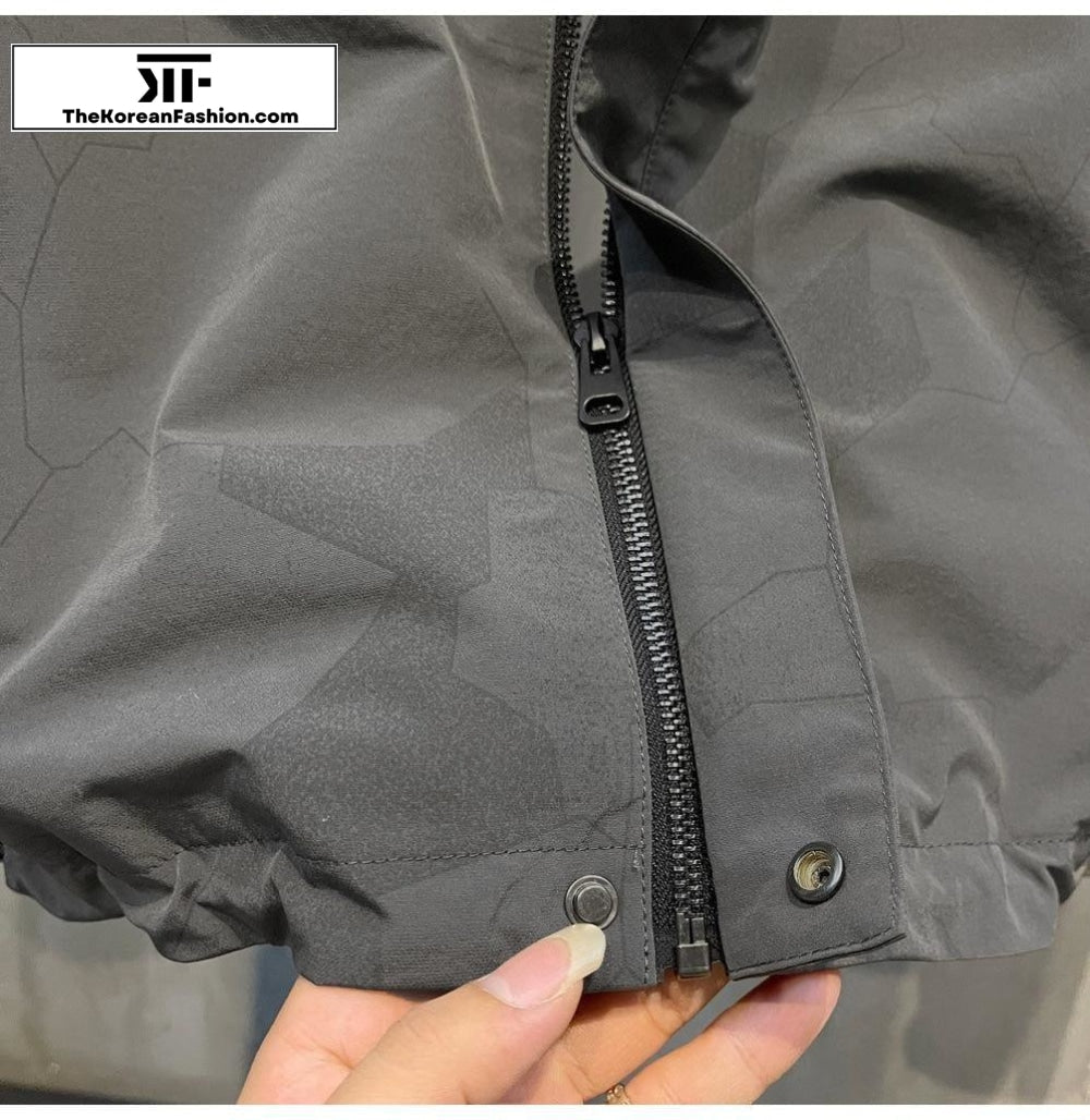 Hooded Slim-fit Zipper Jacket