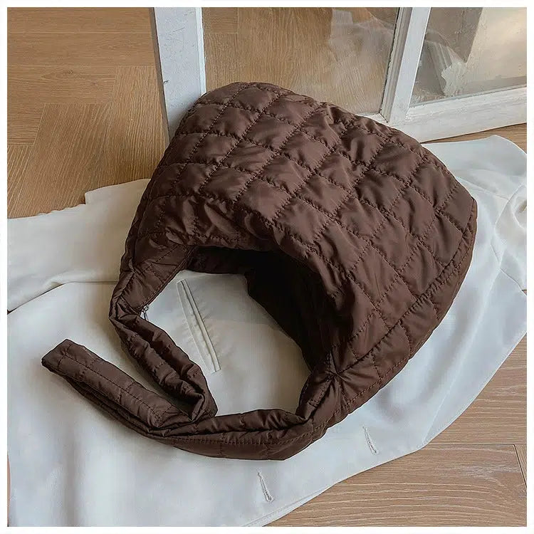 Large Capacity Pleated Shoulder Bag
