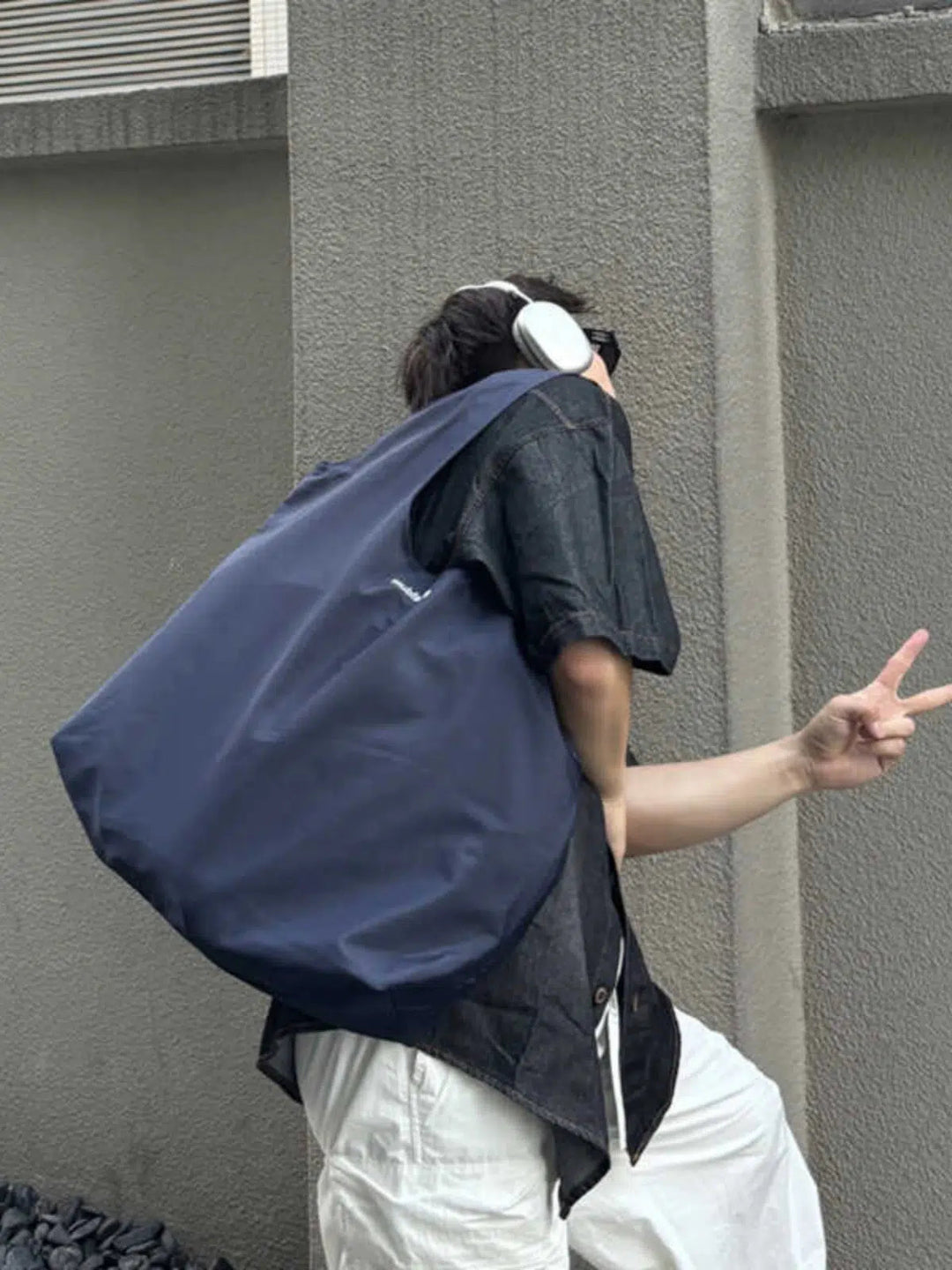 Capacity shoulder bag on sale