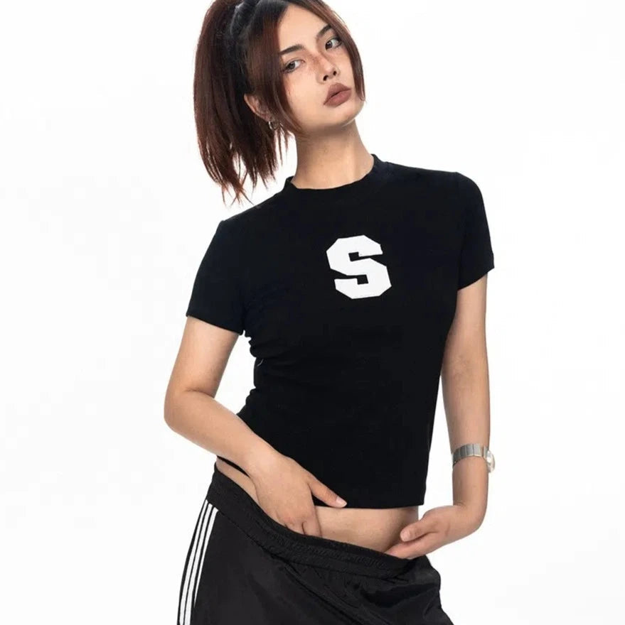 Loose Embroidered Round Neck T-shirt