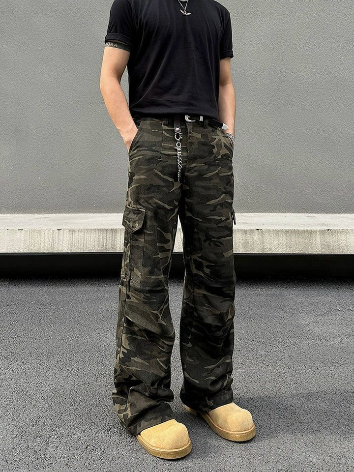 Loose Fit Cargo Camouflage Pants