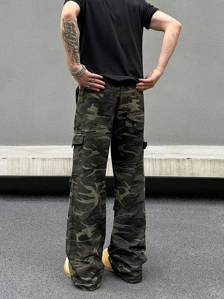 Loose Fit Cargo Camouflage Pants