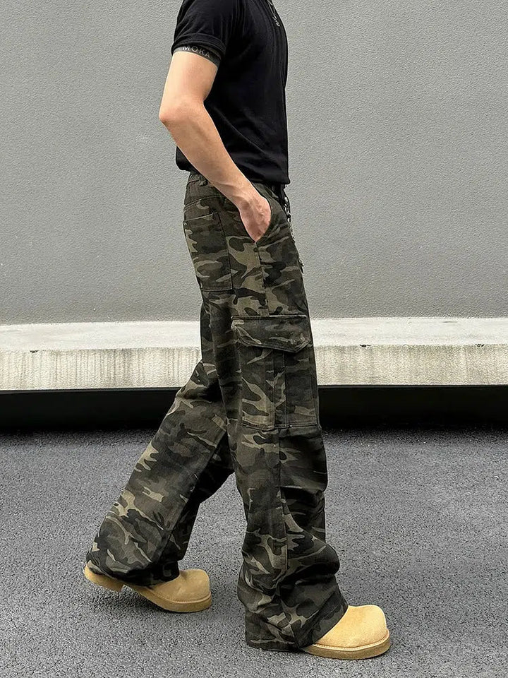 Loose Fit Cargo Camouflage Pants