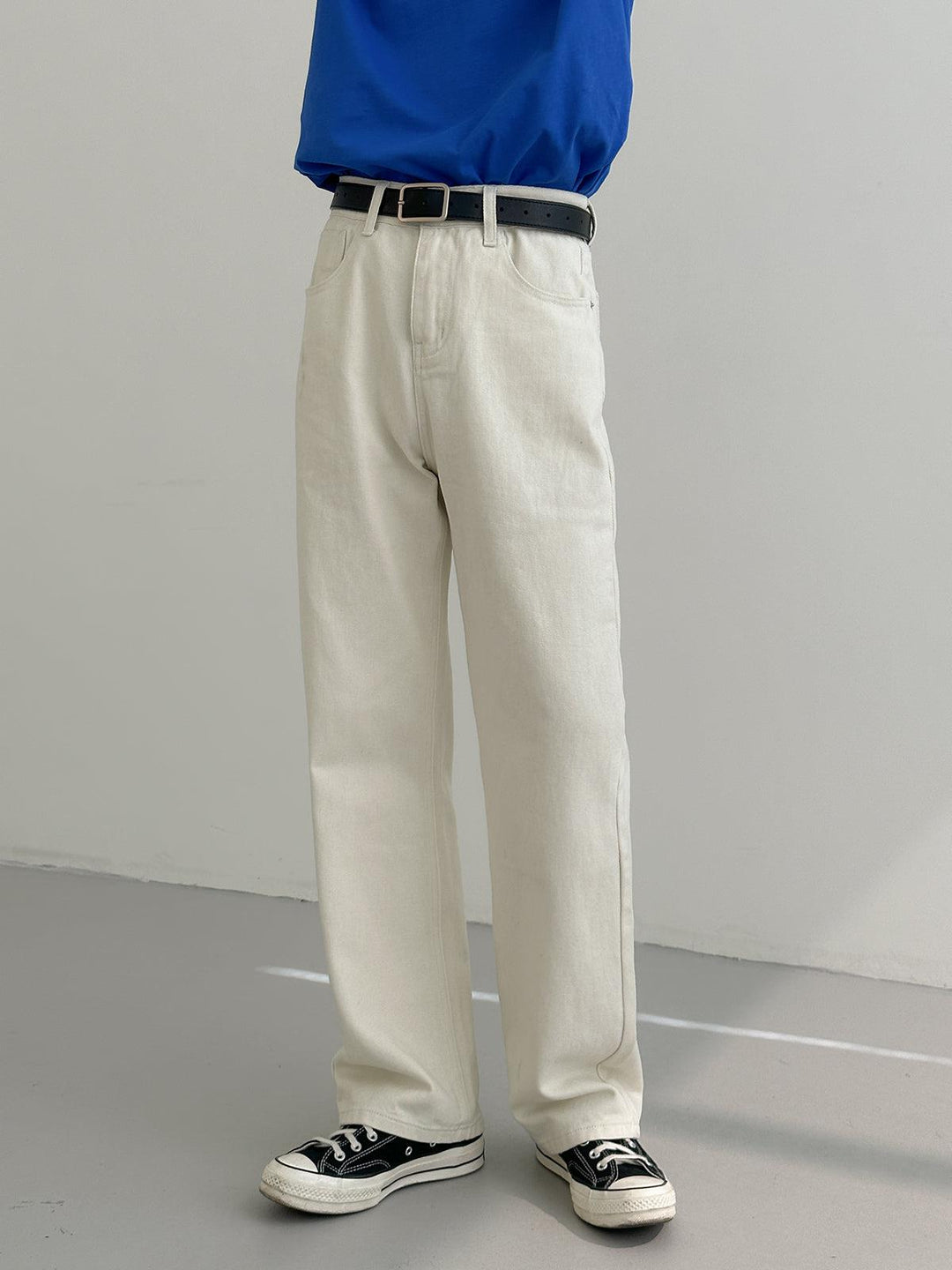 Loose Straight White Jeans