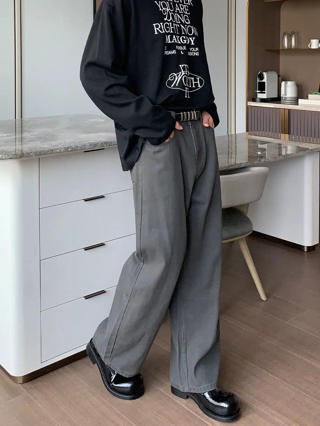 Loose-fit Straight-leg Pants