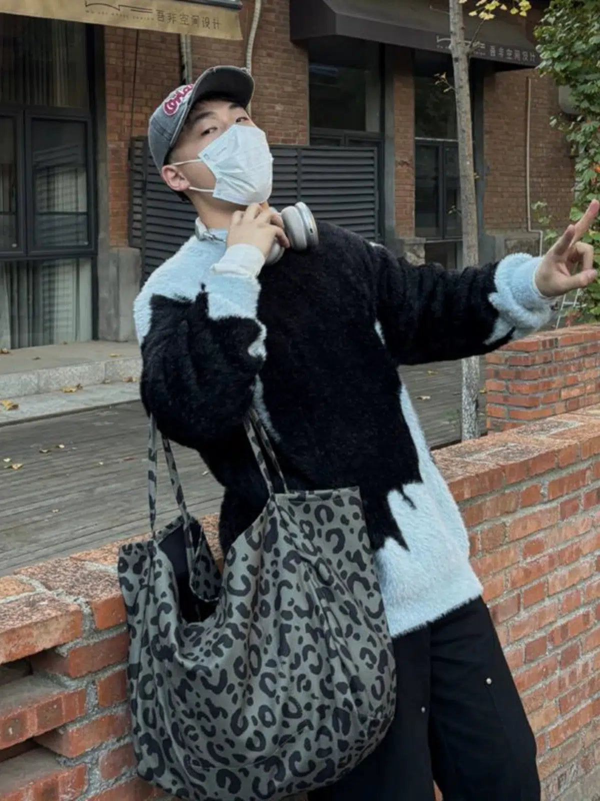 Men's Leopard Print Tote Bag