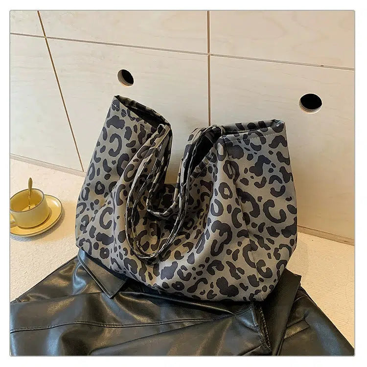Men's Leopard Print Tote Bag