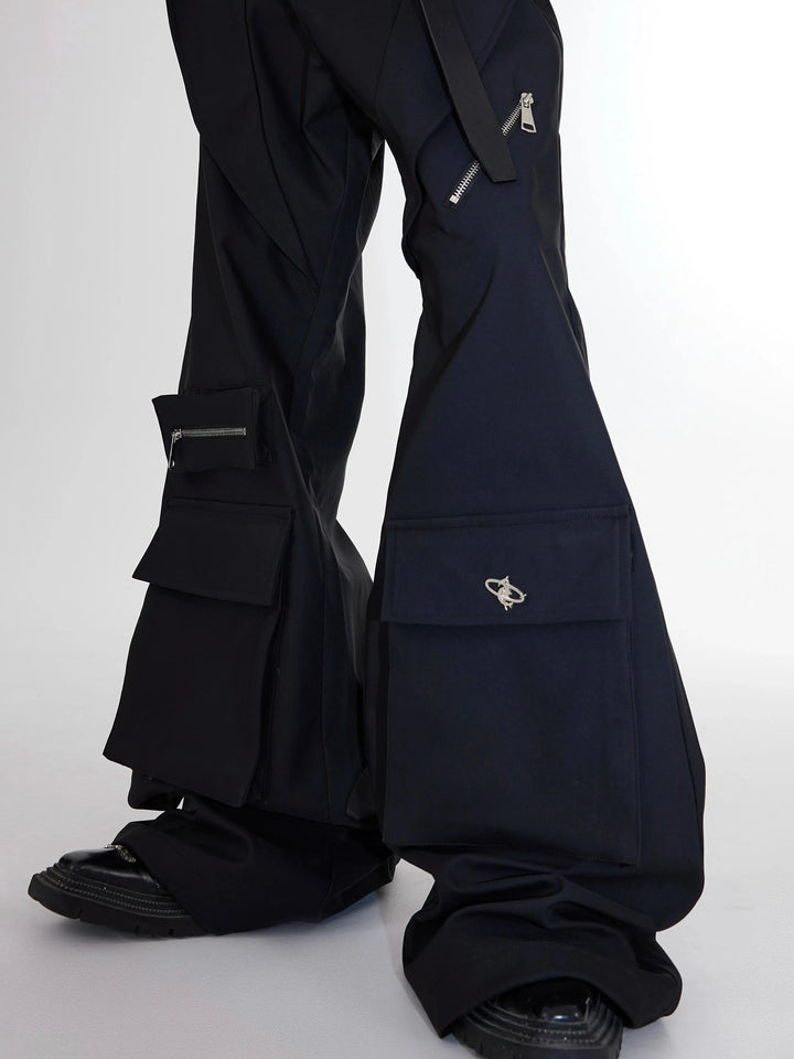 Metal Design Large Pocket Flared Pants