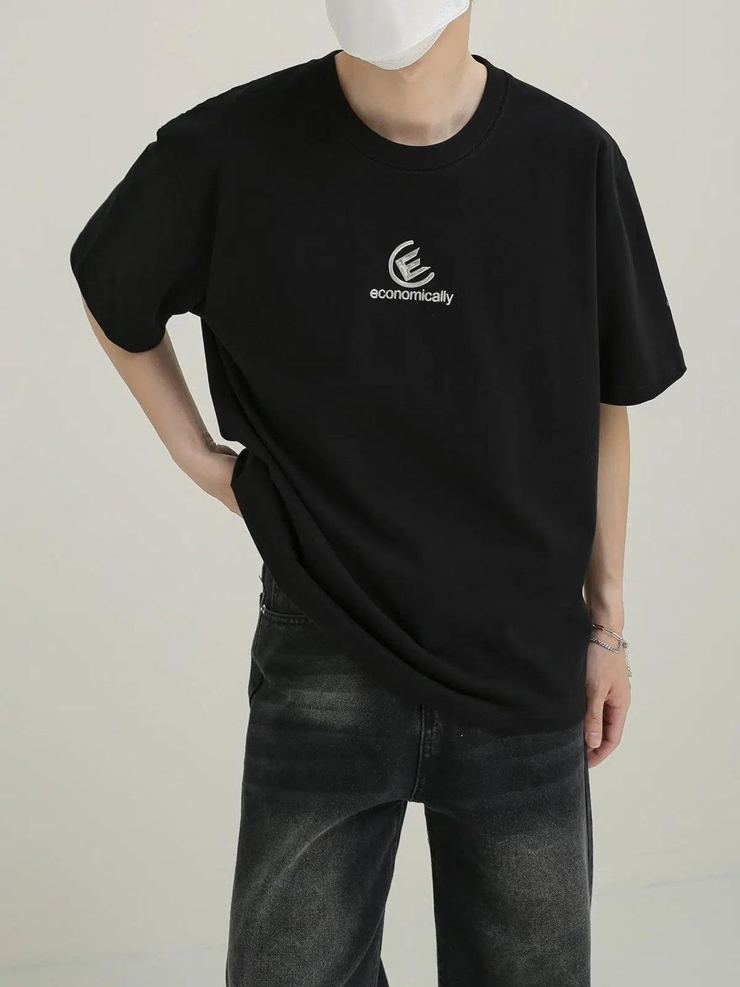 Metal Logo Short-sleeved T-shirt