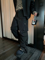 Multi-pocket Double-pleated Cargo Pants